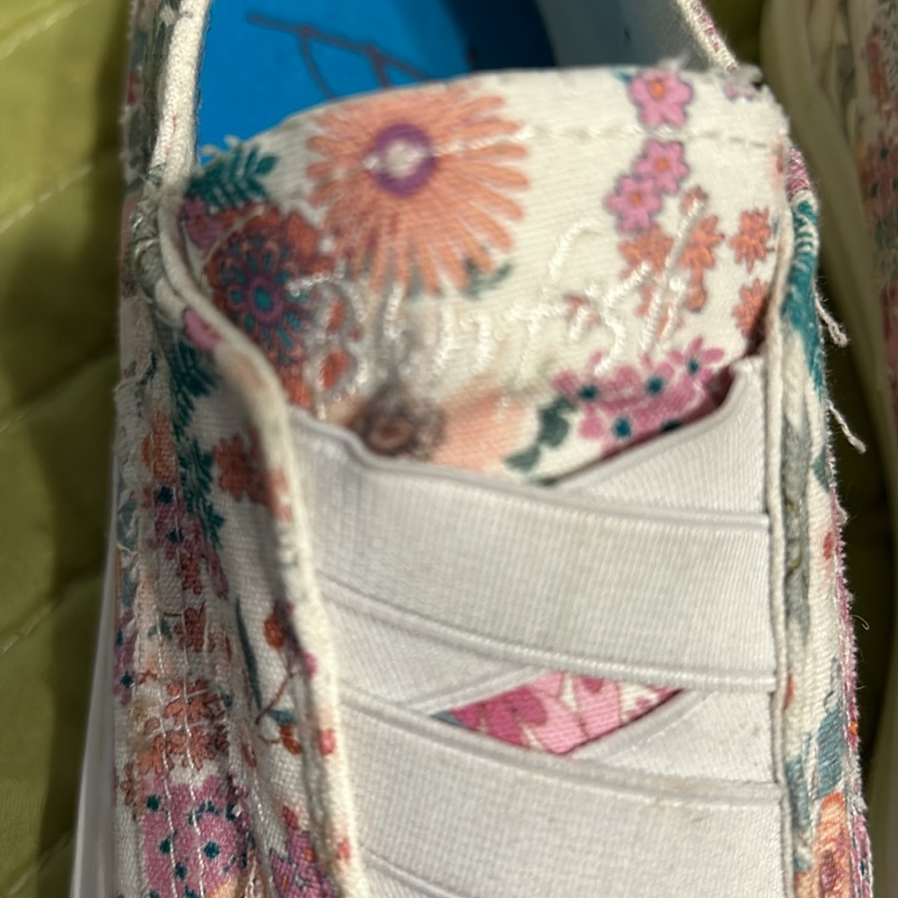 Blowfish slip on sneakers - Picture 4 of 8